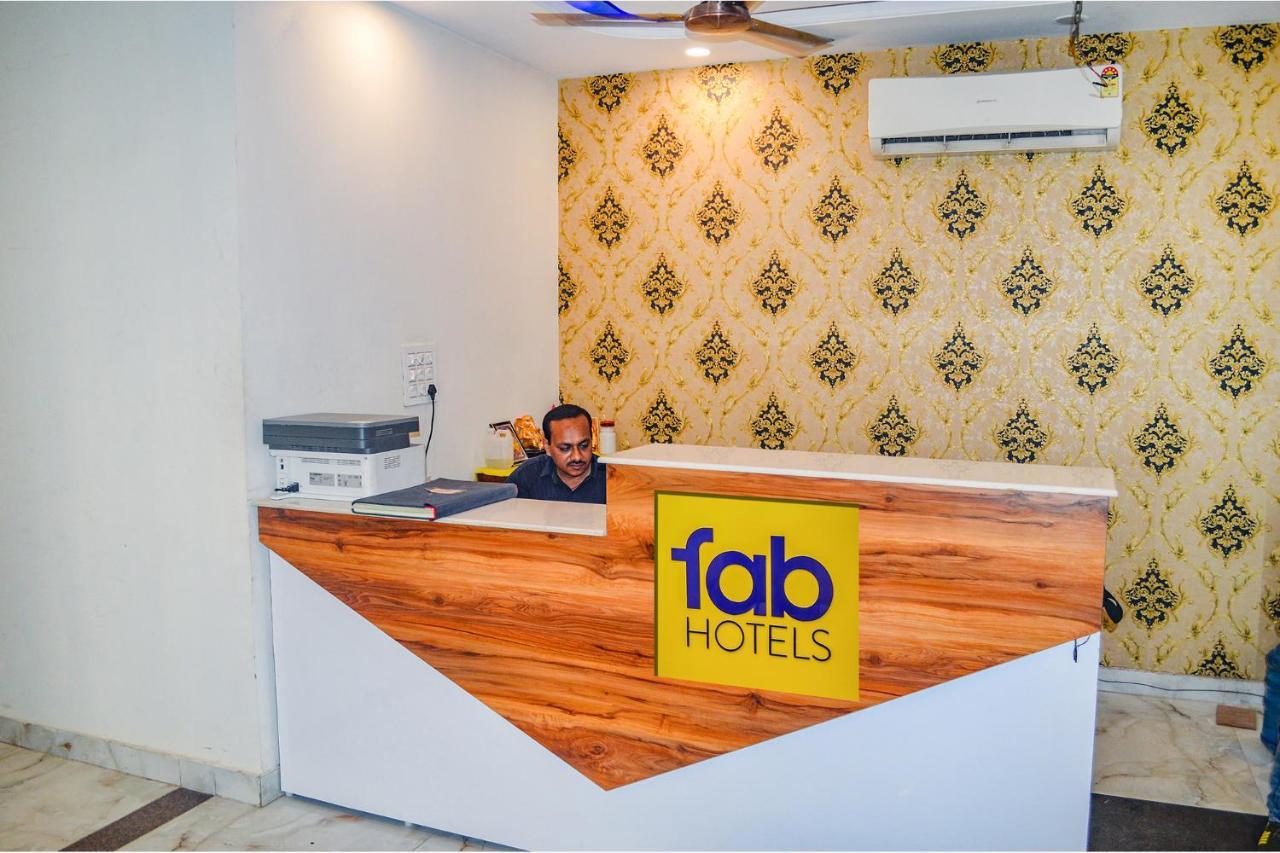 Fabhotel The Golf Inn Нойда Екстер'єр фото
